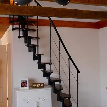 Riverhouse شقة كاندرن